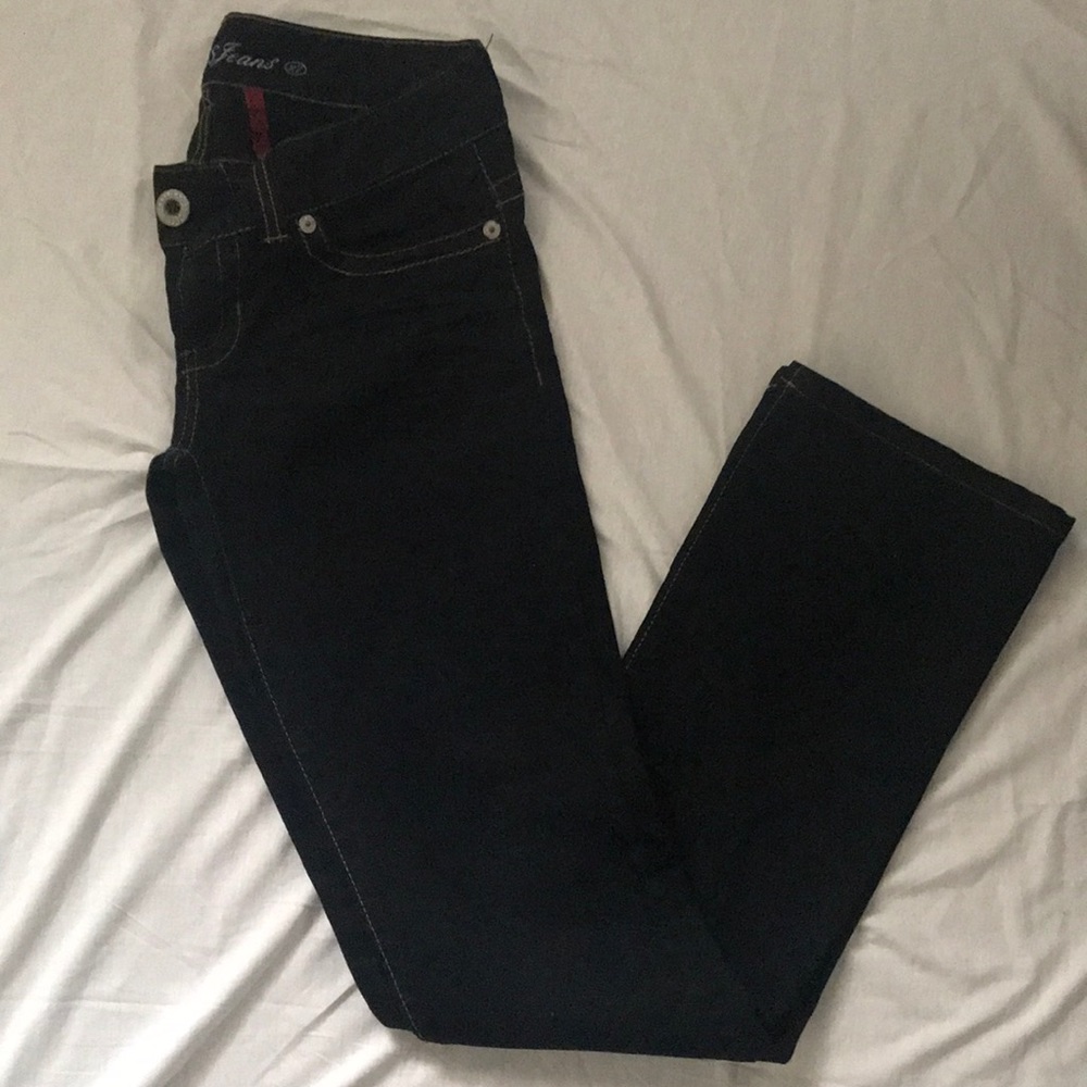Guess jeans New, size 27 flare leg, low rise. Blk